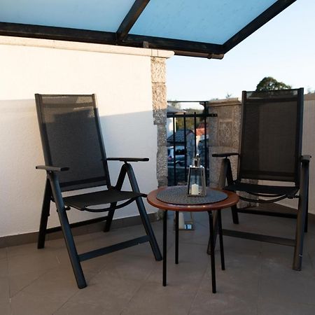 Castle House Rooms, Swimming Pool & Sauna & Tennis Court & Wine Cellar Sezana Exterior photo