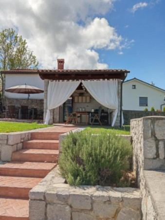 Castle House Rooms, Swimming Pool & Sauna & Tennis Court & Wine Cellar Sezana Exterior photo